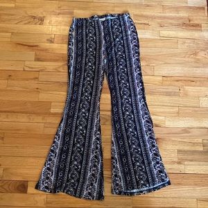 NWT!! Pattern flare pant